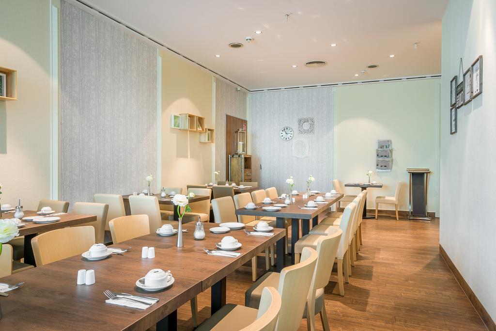 Novum Hotel New Madison Duesseldorf Hauptbahnhof - Dusseldorf — Fotos 2